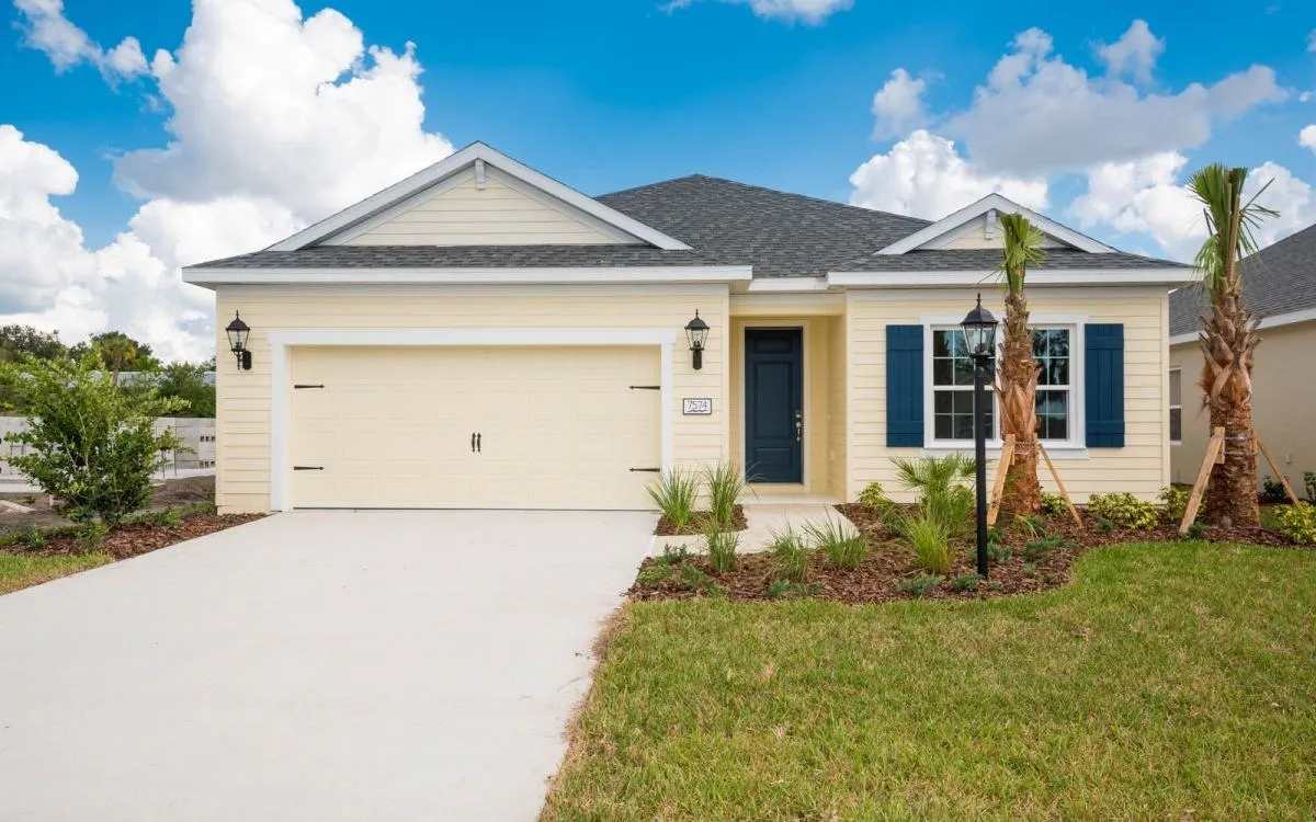 Neal Communities The Ridge at Crossing Creek Exterior of Home