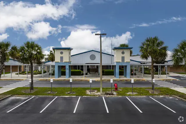 Estates Elementary